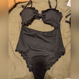 Cupshe Black Scalloped One Piece Swimsuit